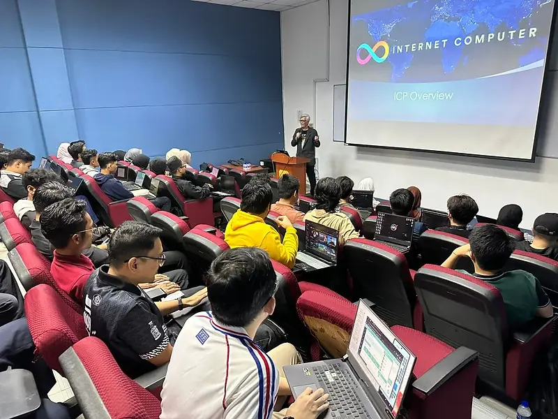 コミュニティ月間まとめ 🌐