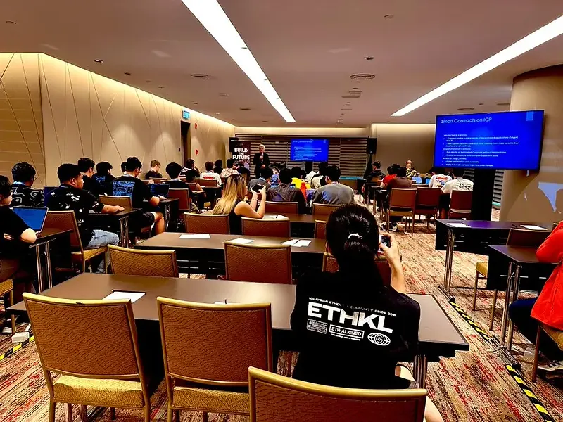 🌐 コミュニティ月間まとめレポート 🌐