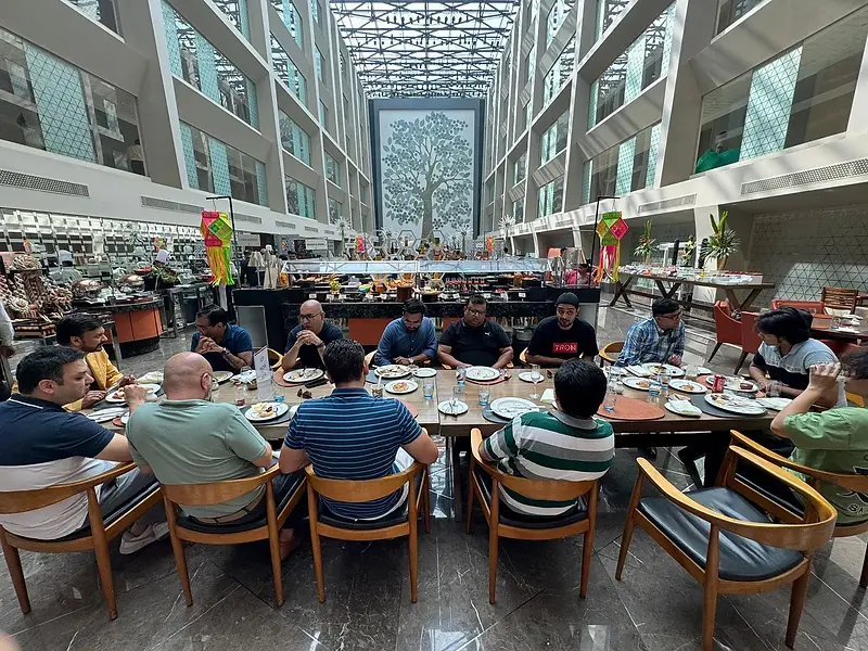 🌐 コミュニティ月間まとめレポート 🌐