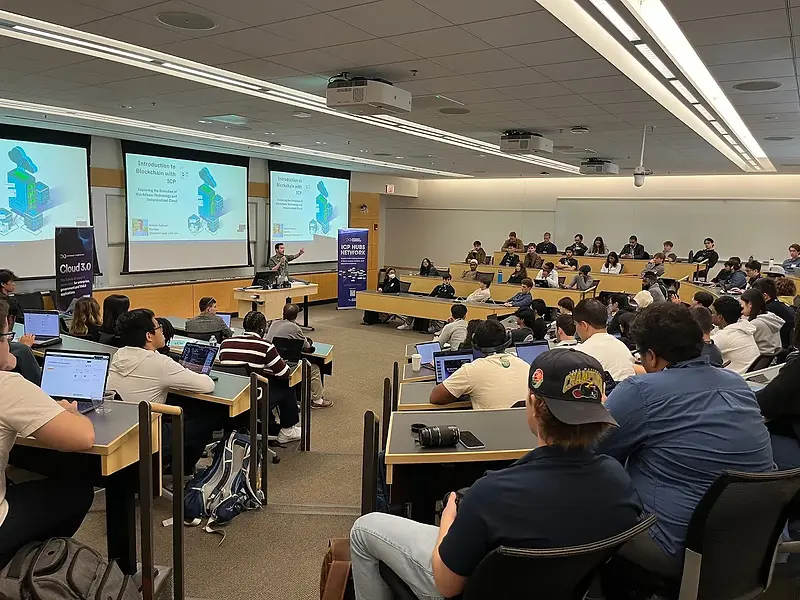 コミュニティ月間まとめ