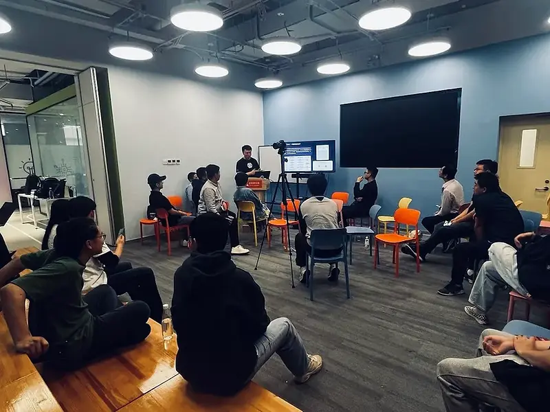 🌐 コミュニティ月間まとめレポート 🌐